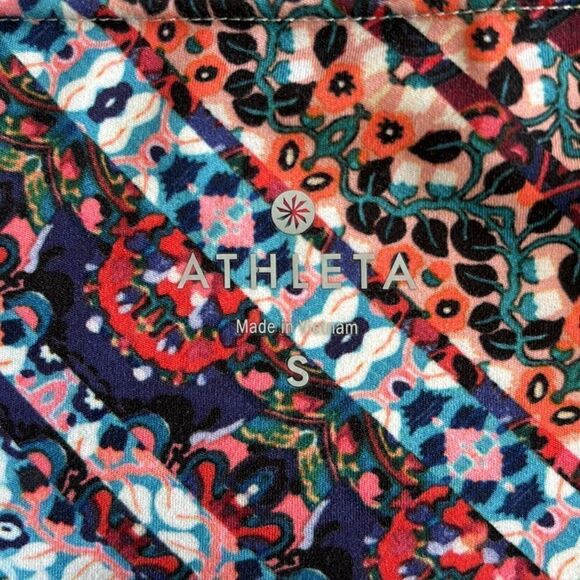 Athleta Floral Shorts Size Small - Picture 5 of 9